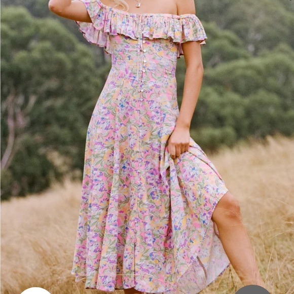 Spell Dresses & Skirts - DOLLY OFF SHOULDER SUNDRESS
Popsicle
SPELL